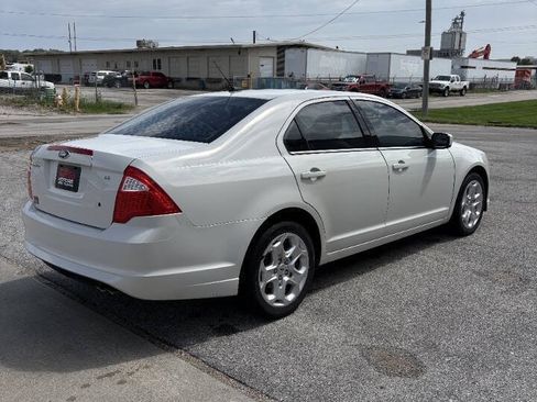 Used 2011 Ford Fusion SE w/ 202A Rapid Spec Order Code FWD image 4