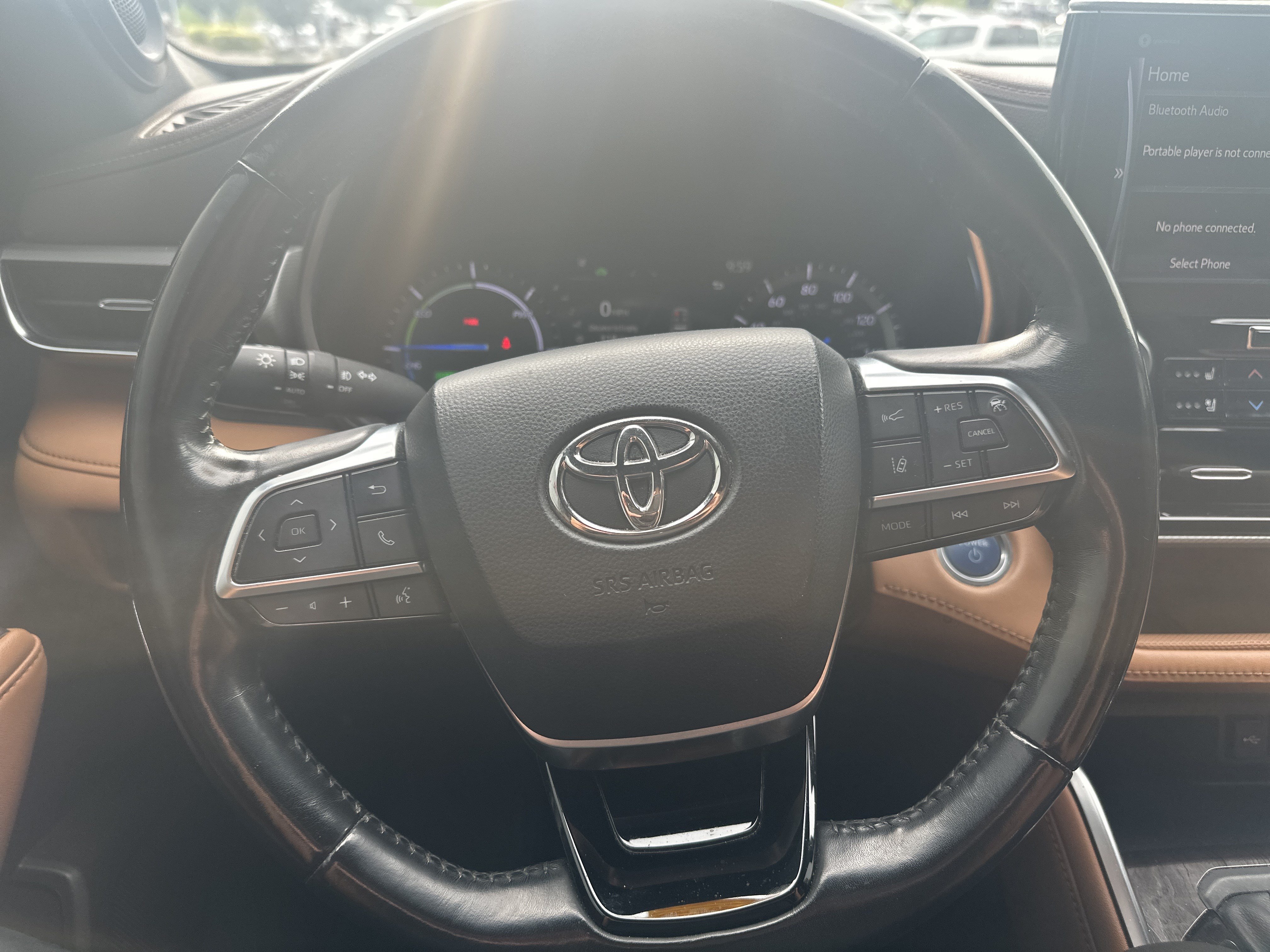 Used 2021 Toyota Highlander Platinum AWD/4WD image 17