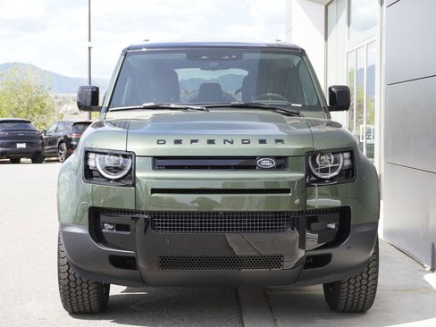 New 2026 Land Rover Defender 110 S AWD/4WD image 5