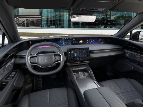 New 2025 Lincoln Nautilus Reserve image 9