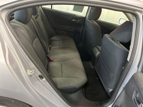 Used 2017 Honda Accord LX image 26