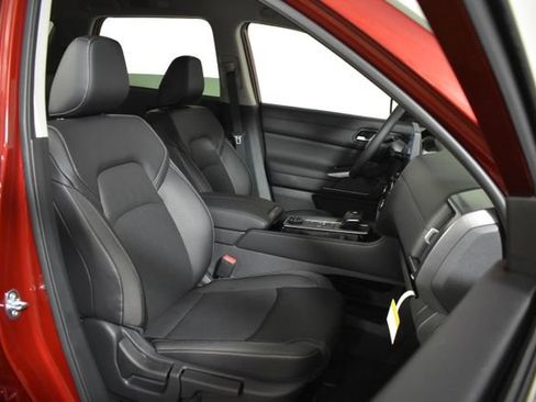 New 2026 Nissan Pathfinder SL AWD/4WD image 36