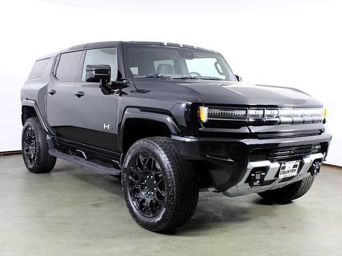 Used 2024 GMC Hummer EV 2X AWD/4WD image 9