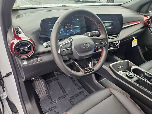 New 2026 Chevrolet Equinox RS image 13