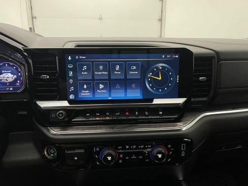 Used 2023 Chevrolet Silverado 1500 LTZ w/ LTZ Convenience Package II AWD/4WD image 23