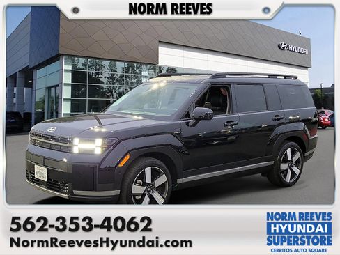 Used 2025 Hyundai Santa Fe Limited image 1