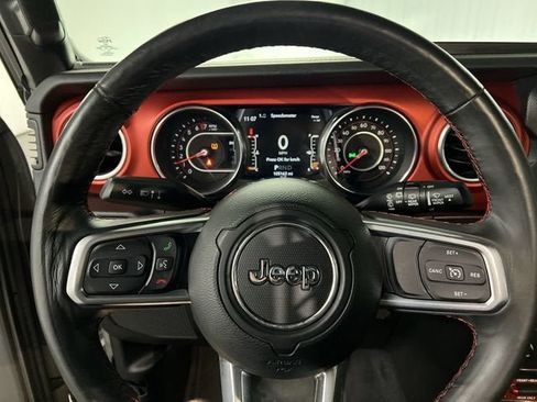 Used 2018 Jeep Wrangler Unlimited Rubicon AWD/4WD image 11