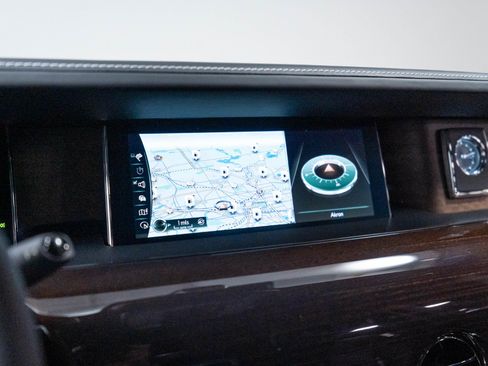 Used 2024 Rolls-Royce Phantom Sedan w/ The Phantom Package RWD image 72