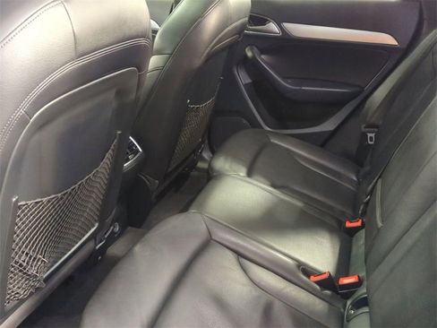 Used 2018 Audi Q3 2.0T Premium w/ Convenience Package image 27