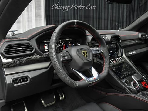 Used 2024 Lamborghini Urus S image 8