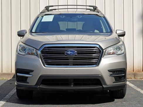 Used 2019 Subaru Ascent Premium w/ Popular Package #2 AWD/4WD image 6