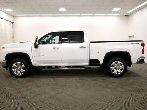 Used 2022 Chevrolet Silverado 2500 LTZ image 4