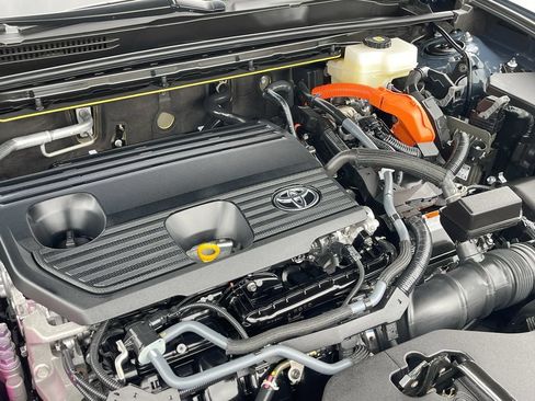 Certified 2026 Toyota Crown AWD/4WD image 17