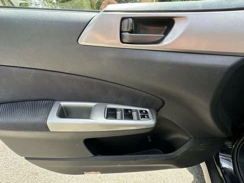 Used 2010 Subaru Forester 2.5X AWD/4WD image 12