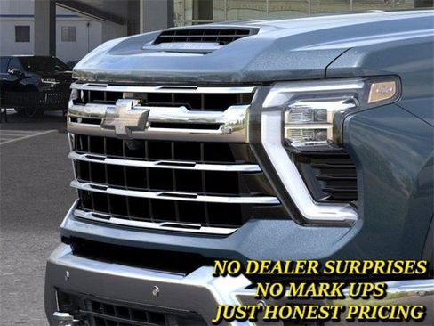 New 2026 Chevrolet Silverado 2500 LTZ w/ LTZ Premium Texas Edition image 13