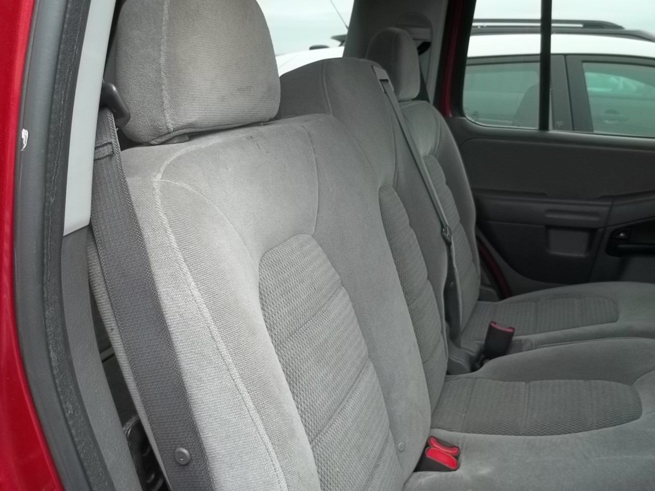 Used 2005 Ford Explorer Sport XLT RWD image 12