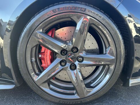 Used 2025 Chevrolet Corvette Z06 image 14