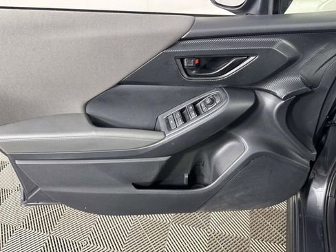 Used 2024 Subaru Crosstrek 2.0i Premium image 17