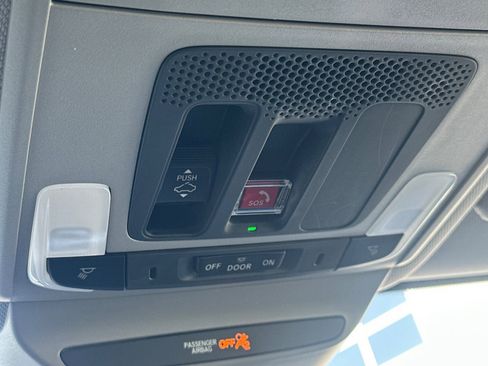 Used 2025 Acura ADX AWD image 22