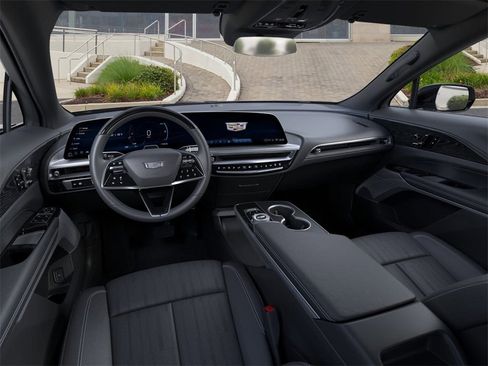 New 2026 Cadillac Lyriq Luxury image 15