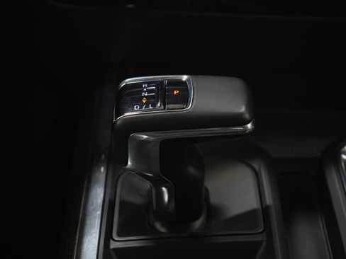 Used 2024 Chevrolet Silverado 1500 RST w/ Z71 Off-Road Package AWD/4WD image 20
