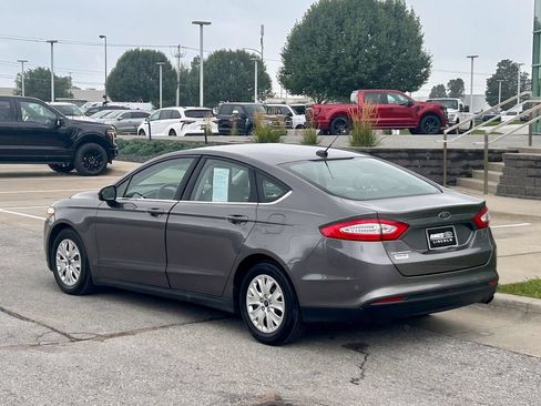 Used 2014 Ford Fusion S FWD image 4