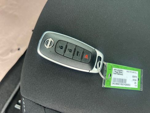 New 2025 Nissan Sentra SV image 28