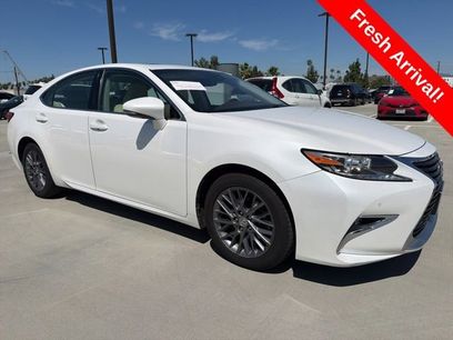 Used 2017 Lexus ES 350 w/ Premium Package
