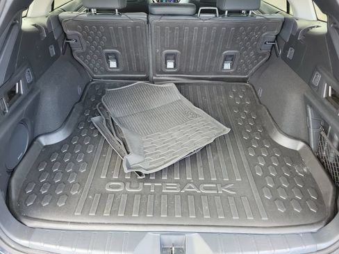 Certified 2024 Subaru Outback Onyx Edition AWD/4WD image 8