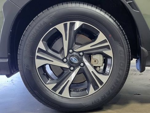 Certified 2026 Subaru Crosstrek 2.5i Premium AWD/4WD image 10