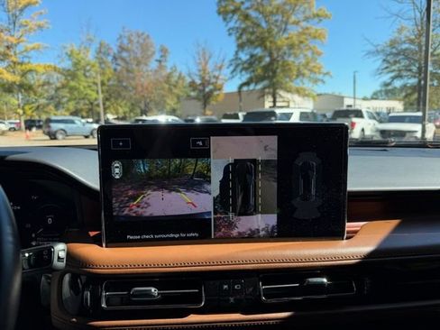 Used 2022 Lincoln Nautilus Reserve w/ Equipment Group 201A image 19