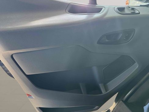 Used 2019 Ford Transit 250 148 High Roof Extended image 5