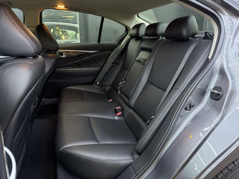 Used 2018 INFINITI Q50 Luxe w/ Essential Package (3.0T Luxe) image 21