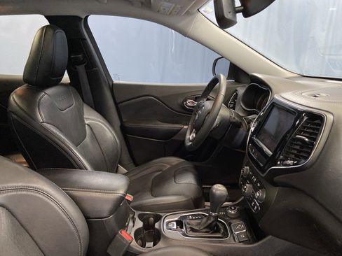 Certified 2019 Jeep Cherokee Limited image 46