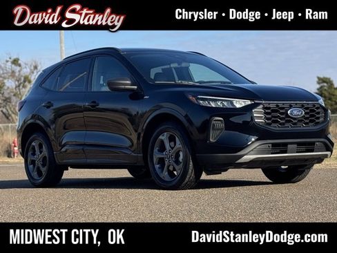 Used 2024 Ford Escape ST-Line image 1