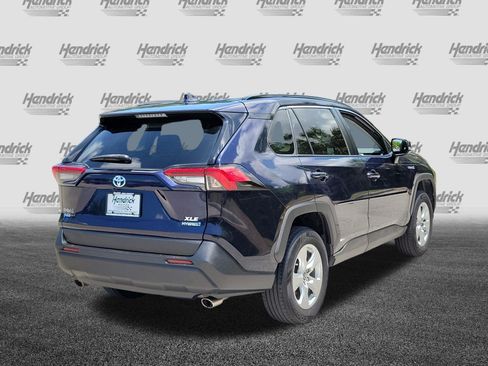 Used 2019 Toyota RAV4 XLE w/ Carpet Mat Package AWD/4WD image 9