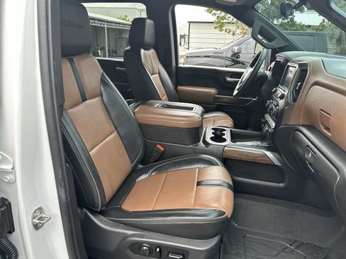 Certified 2021 Chevrolet Silverado 3500 High Country AWD/4WD image 20