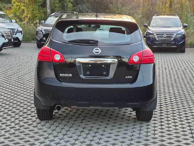 Used 2011 Nissan Rogue S AWD/4WD image 4