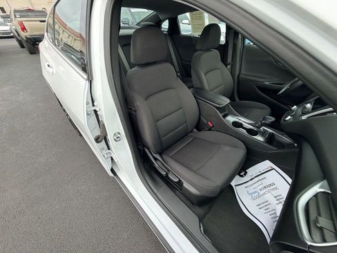 Used 2024 Chevrolet Malibu LT w/ Sport Edition image 30