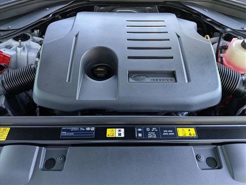 New 2026 Land Rover Range Rover Sport Dynamic SE image 16