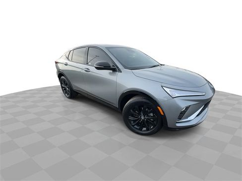 Certified 2024 Buick Envista Sport Touring w/ Convenience I Package image 2