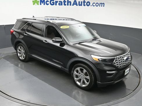 Used 2020 Ford Explorer Platinum w/ Premium Technology Package AWD/4WD image 3