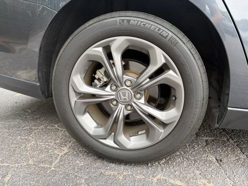 Used 2024 Honda Accord EX image 17