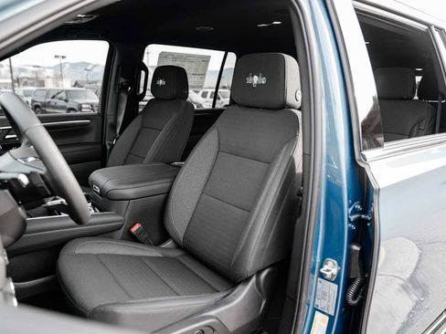 New 2026 Chevrolet Suburban LS image 4