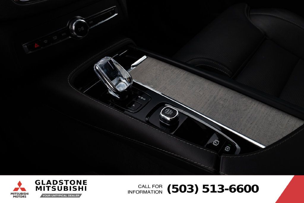Used 2023 Volvo XC90 B6 Ultimate w/ Protection Package Premier AWD/4WD image 11