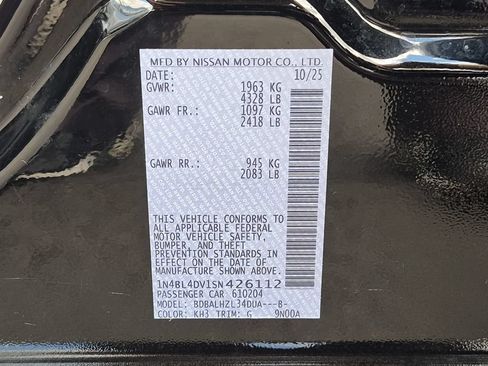 Used 2025 Nissan Altima 2.5 SV FWD image 35
