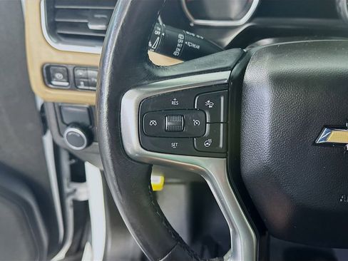 Used 2021 Chevrolet Suburban Premier w/ Premium Package image 26