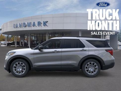 New 2026 Ford Explorer Active w/ Active Comfort Package image 3