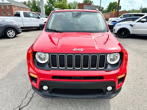 Used 2022 Jeep Renegade Latitude image 9