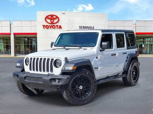Used 2020 Jeep Wrangler Unlimited Sport image 1